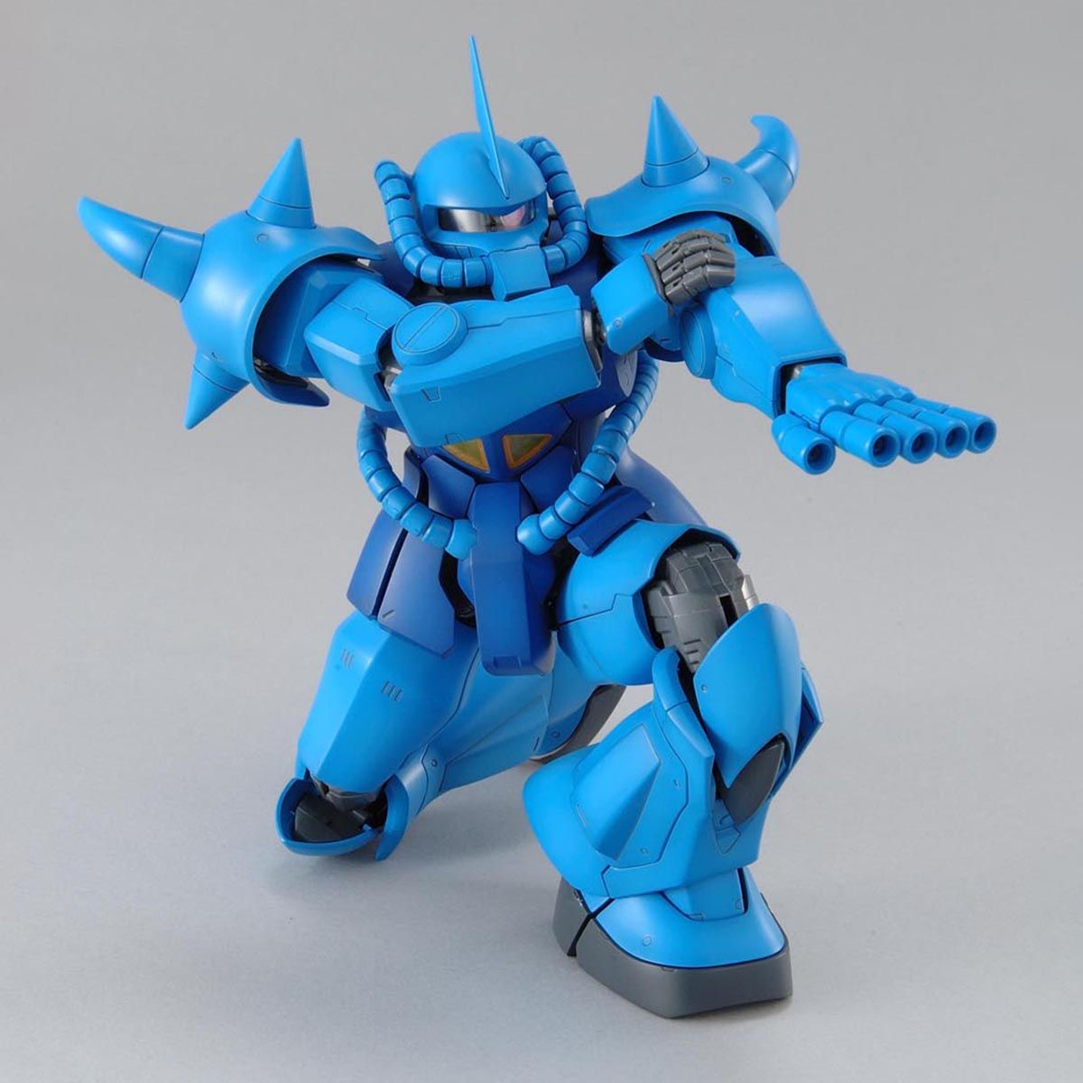 Bandai - Gunpla - MG 1/100 - Mobile Suit Gundam - MS-07B Gouf Ver. 2.0